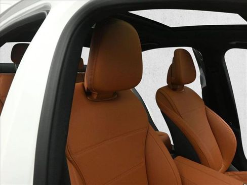 New 2026 Mercedes-Benz C 300 4MATIC Sedan image 28
