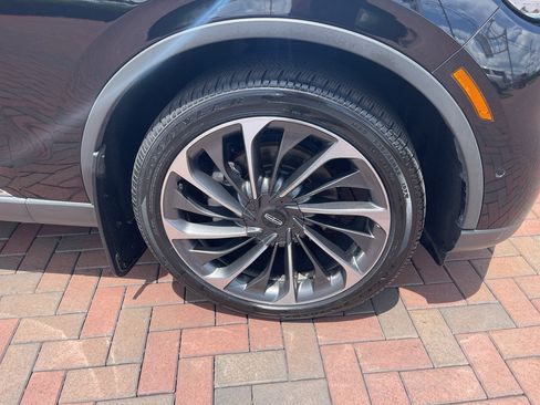 Used 2020 Lincoln Aviator Reserve w/ Equipment Group 202A AWD/4WD image 6