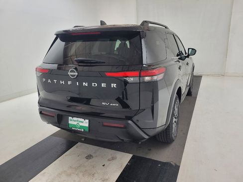 Used 2022 Nissan Pathfinder SV image 7