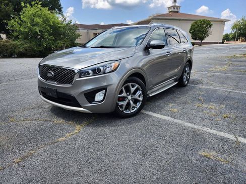 Used 2016 Kia Sorento SX AWD/4WD image 3