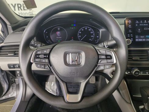 Used 2019 Honda Accord EX image 17