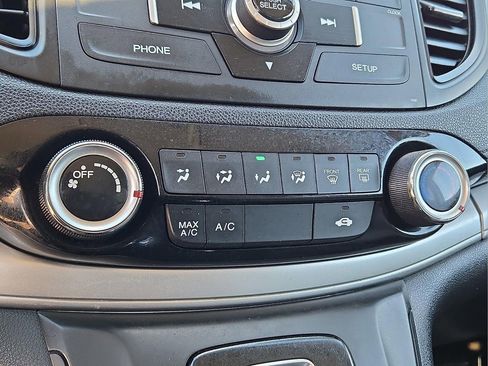 Used 2016 Honda CR-V SE image 16