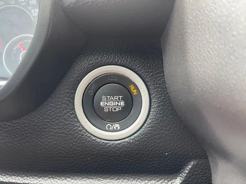 Used 2021 RAM 1500 Big Horn AWD/4WD image 30