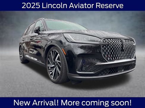 Used 2025 Lincoln Aviator Reserve w/ Equipment Group 201A image 1