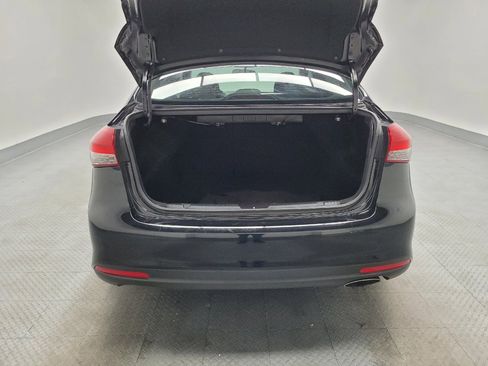 Used 2018 Kia Forte S image 29