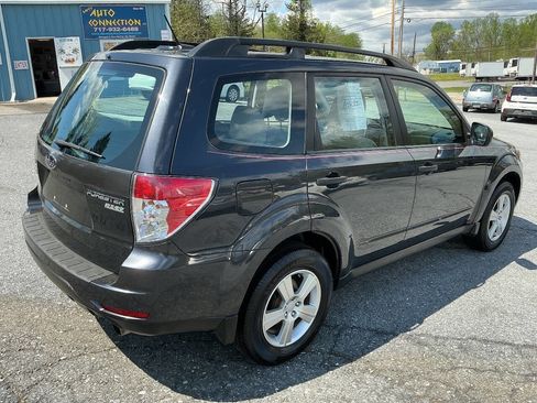 Used 2013 Subaru Forester 2.5X AWD/4WD image 6