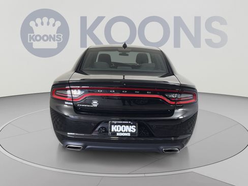 Used 2023 Dodge Charger SXT w/ Cold Weather Package RWD image 5