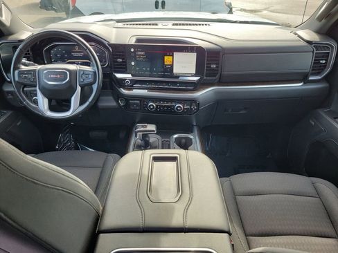 Certified 2022 GMC Sierra 1500 Elevation w/ Preferred Package AWD/4WD image 14