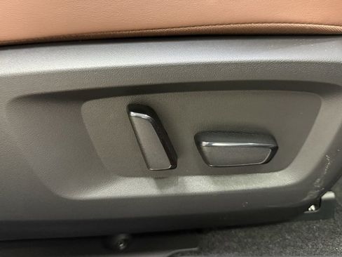 New 2026 Mitsubishi Outlander SEL image 21