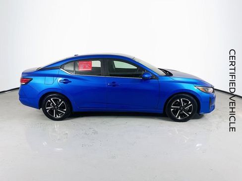 Certified 2024 Nissan Sentra SV FWD image 10