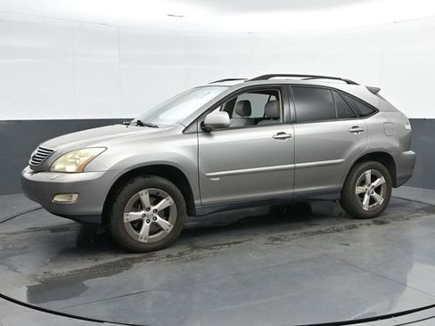 Used 2005 Lexus RX 330 FWD image 4