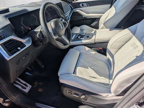 Certified 2024 BMW X5 sDrive40i w/ M Sport Package image 17