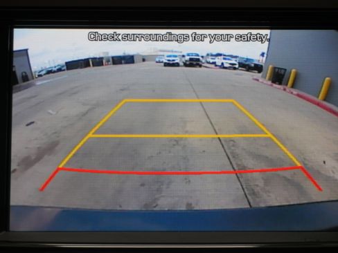 Used 2022 Hyundai Accent Limited image 17