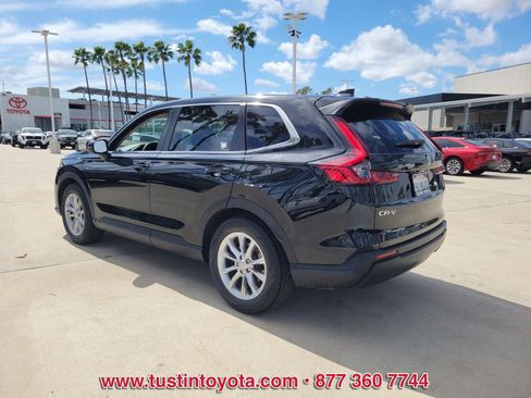 Used 2023 Honda CR-V EX image 6
