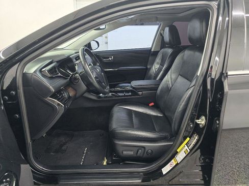 Used 2013 Toyota Avalon XLE Touring FWD image 10