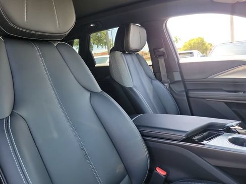Certified 2024 Cadillac Lyriq Tech w/ Driver Assist Package AWD/4WD image 34
