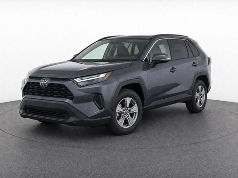 Used 2024 Toyota RAV4 XLE FWD image 8
