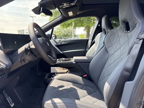 New 2026 BMW iX M70 image 10