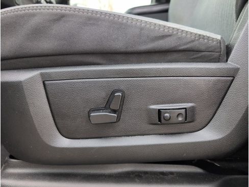 Used 2024 RAM 2500 Big Horn image 12