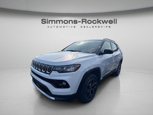 Used 2025 Jeep Compass Limited AWD/4WD image 1