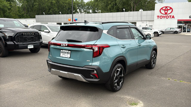 Used 2026 Kia Seltos EX AWD/4WD image 6