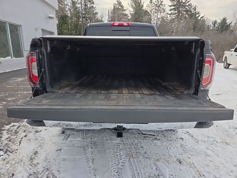 Used 2018 GMC Sierra 1500 SLT image 5