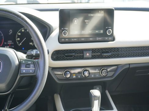 Used 2023 Honda HR-V LX image 16
