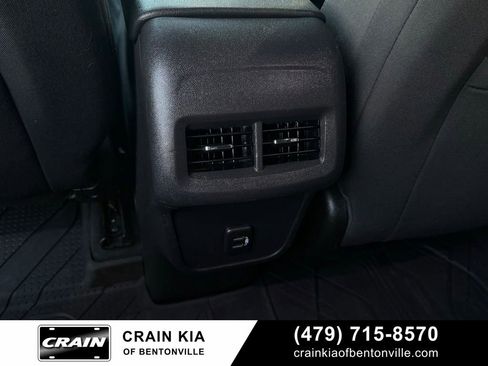 Used 2021 Chevrolet Equinox LS w/ LS Convenience Package FWD image 26