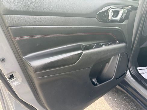 Used 2022 Jeep Compass Trailhawk w/ Trailhawk Elite Group image 9