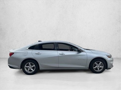 Used 2016 Chevrolet Malibu LS image 4