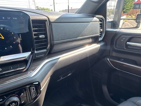 Used 2024 Chevrolet Silverado 2500 LT w/ Convenience Package AWD/4WD image 39