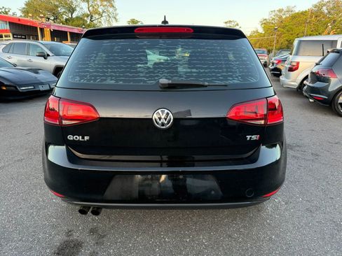 Used 2017 Volkswagen Golf S FWD image 6