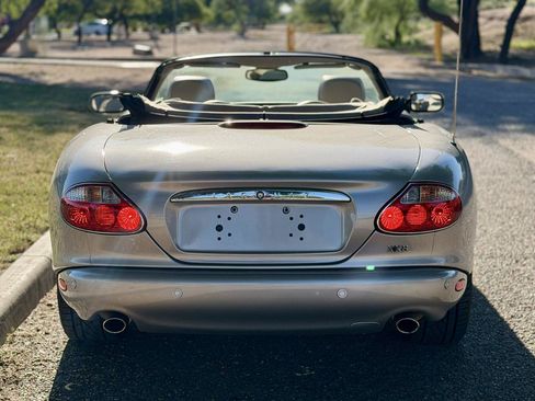 Used 2001 Jaguar XK8 Convertible RWD image 4