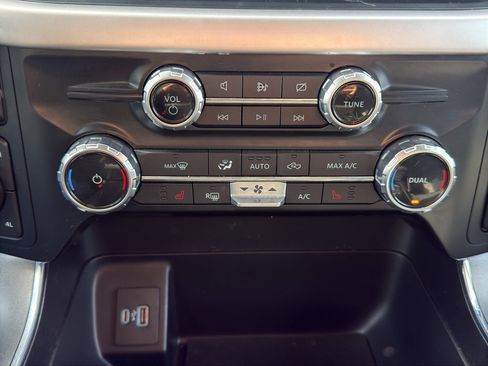 Used 2022 Ford F150 XLT w/ Equipment Group 302A High image 21