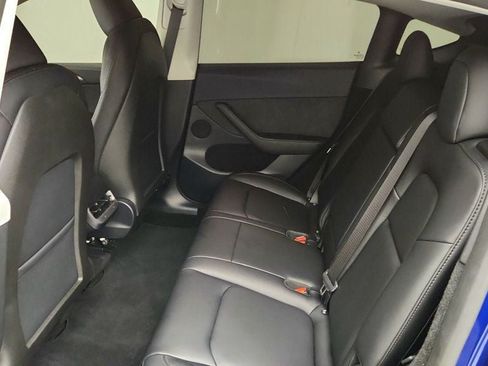 Used 2024 Tesla Model Y Performance AWD/4WD image 24