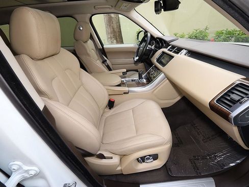 Used 2016 Land Rover Range Rover Sport HSE AWD/4WD image 31