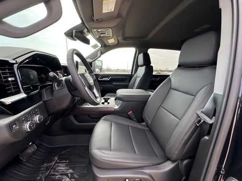 New 2026 GMC Sierra 2500 SLT image 15