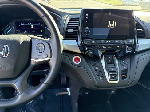 Certified 2024 Honda Odyssey EX-L image 20