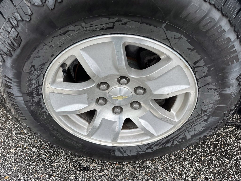 Used 2016 Chevrolet Silverado 1500 LT AWD/4WD image 45