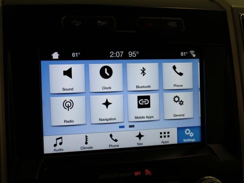 Used 2016 Ford F150 Lariat w/ Equipment Group 502A Luxury AWD/4WD image 78