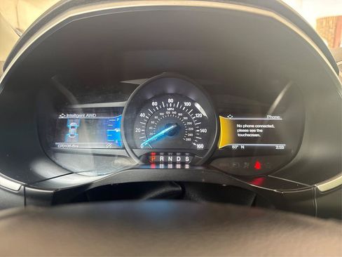 Used 2020 Ford Edge SEL AWD/4WD image 16