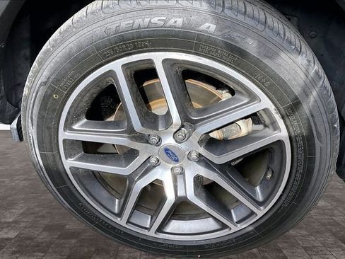 Used 2018 Ford Explorer Sport w/ Equipment Group 401A image 5