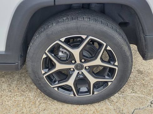 Used 2025 Jeep Compass Limited AWD/4WD image 24