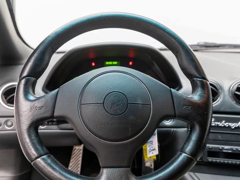 Used 2003 Lamborghini Murcielago Coupe image 15