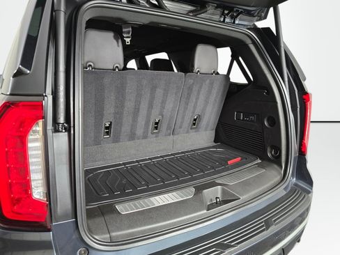 Used 2021 GMC Yukon Denali w/ Denali Ultimate Package AWD/4WD image 15