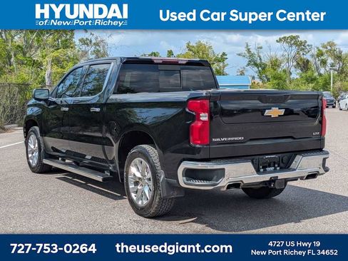 Used 2021 Chevrolet Silverado 1500 LTZ w/ LTZ Convenience Package II image 3