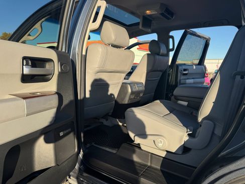 Used 2008 Toyota Sequoia Platinum RWD image 7