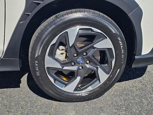 Used 2024 Subaru Crosstrek 2.5i Limited w/ Crosstrek Mirror Package AWD/4WD image 9