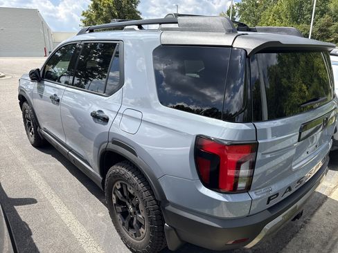 Used 2026 Honda Passport TrailSport Elite image 9