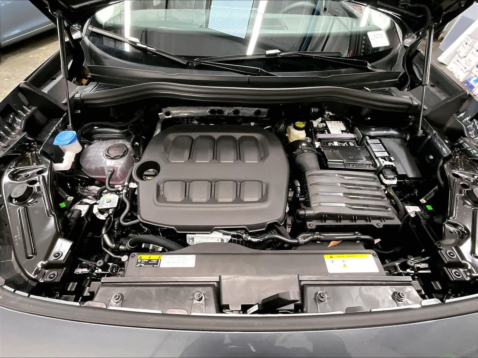 New 2026 Volkswagen Tiguan SE AWD/4WD image 13